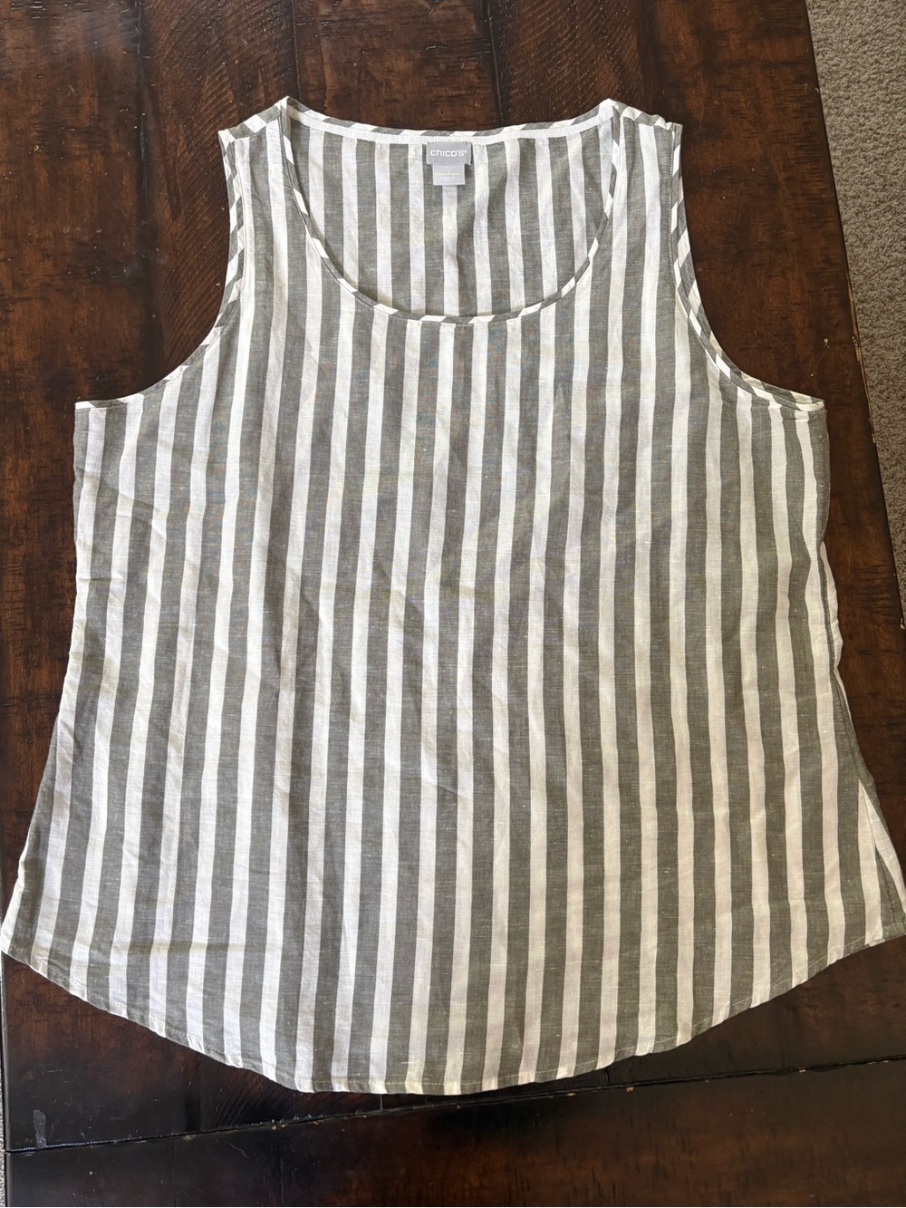 Chico’s Linen & Cotton Blend Tank Top in Smoke Gray and White, Size US 12/14